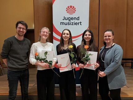 Lisanne Bartel, Johanna und Charlotte Klotz_Gitarre